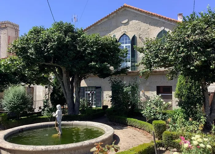 Casa Das Camelias