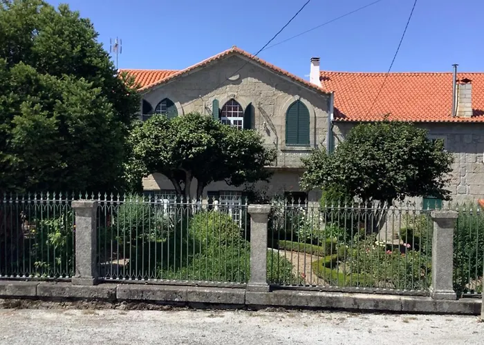 Casa Das Camelias